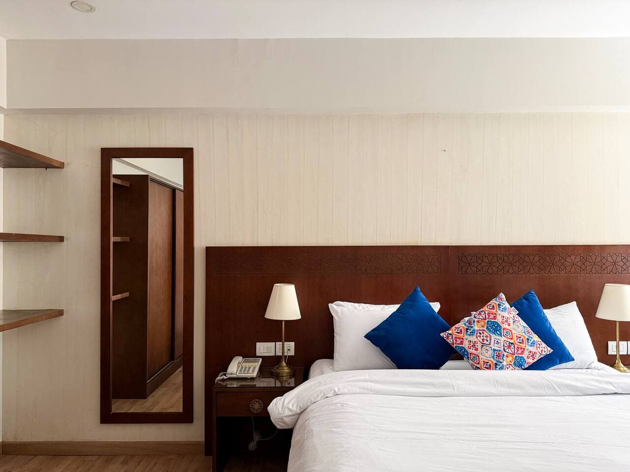 1-bedroom apartment in Zamalek, Cairo · Iconia