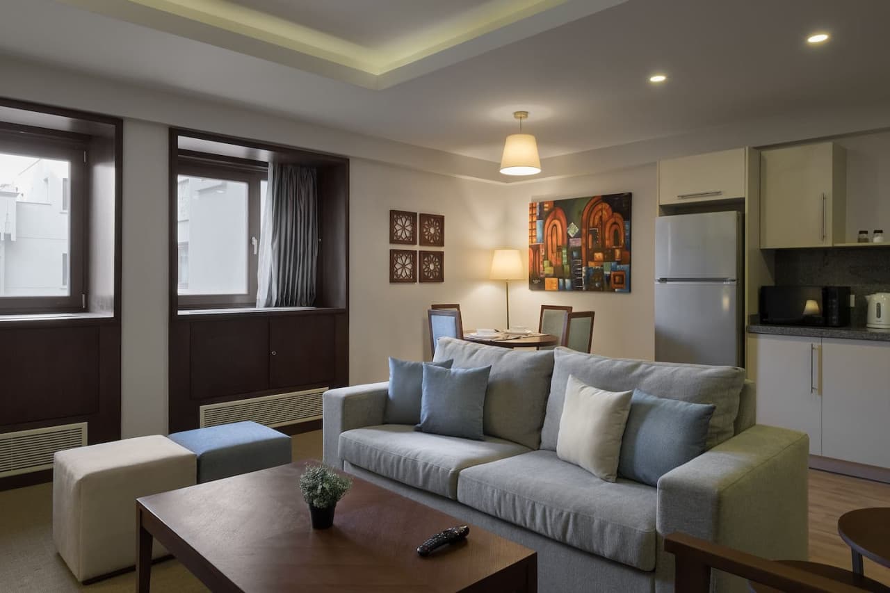1-bedroom apartment in Zamalek, Cairo · Iconia
